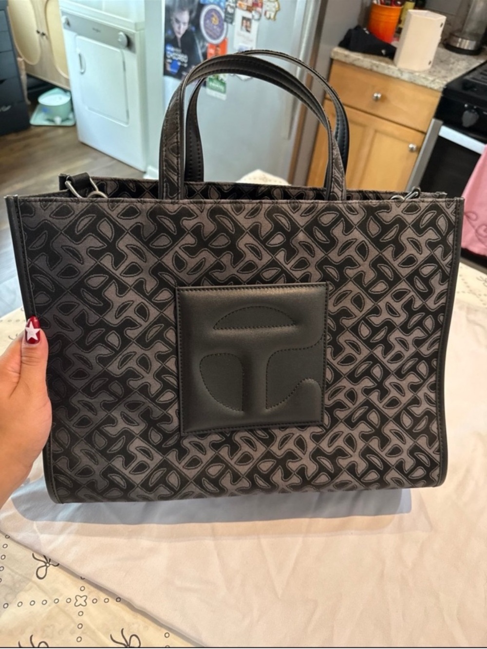Telfar Black Logo-Patterned Tote Briefcase - Picture 7 of 7